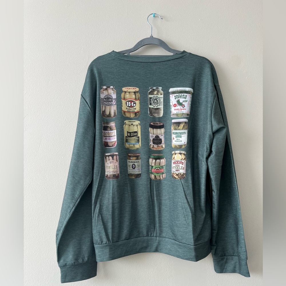 🦋Pickles Lightweight Pullover Sweater